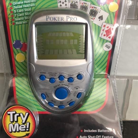 Poker Pro Pocket Arcade - Picture 2 of 3